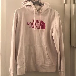Women’s north face hoodie (L)